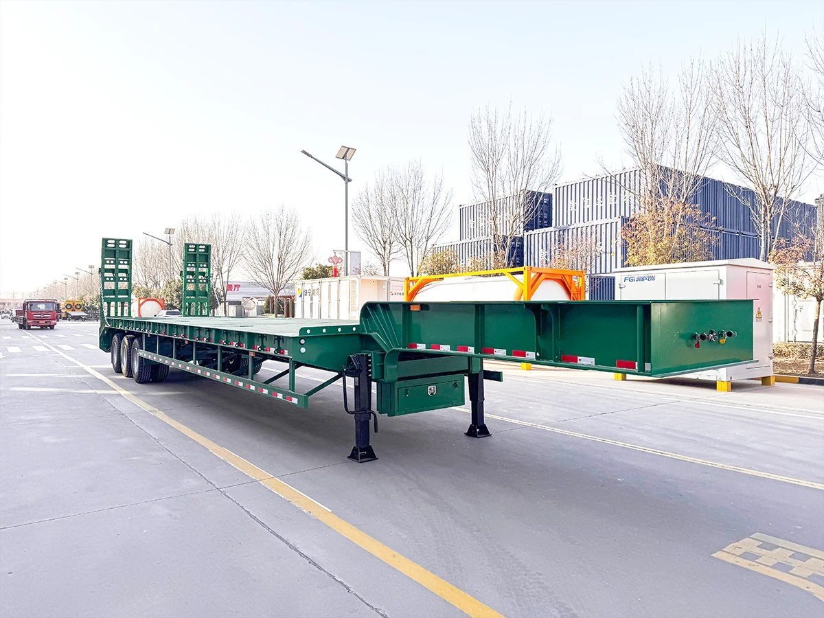3 Axle 60 Ton Lowbed Semi Trailer