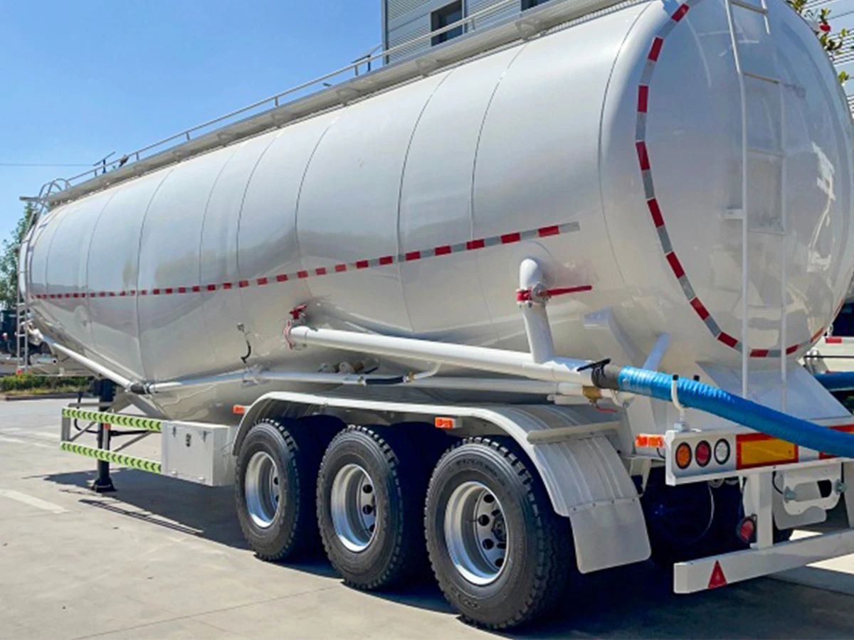 60-70CBM V Shape Cement Tanker Trailer