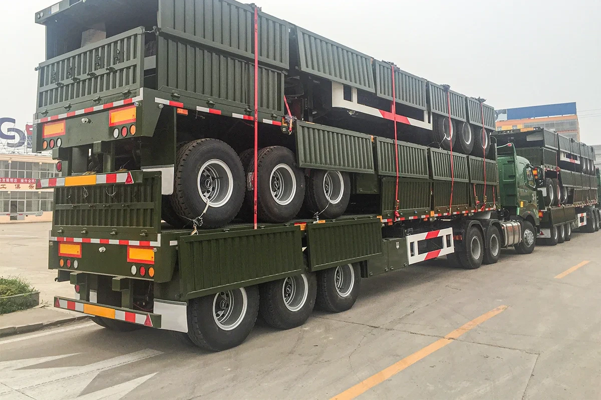 4 axle fence semi trailer units tightly bundled for overseas logistics
